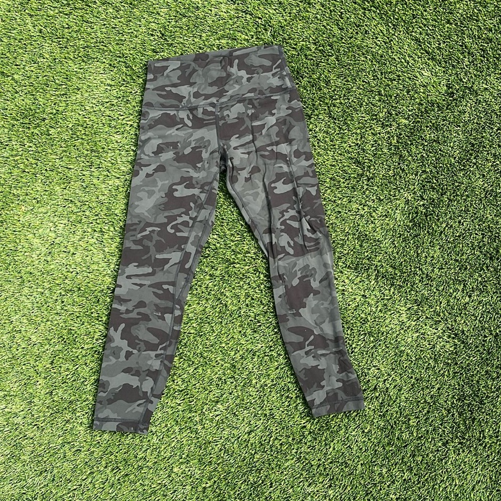 Camo Lululemon align leggings size 8